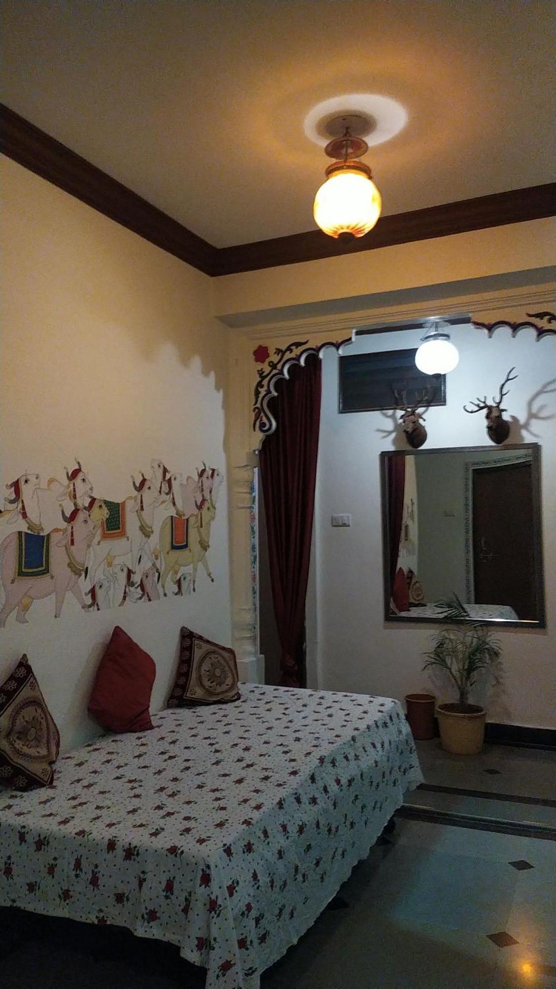 Black Pepper Home Stay أُودايبور المظهر الخارجي الصورة