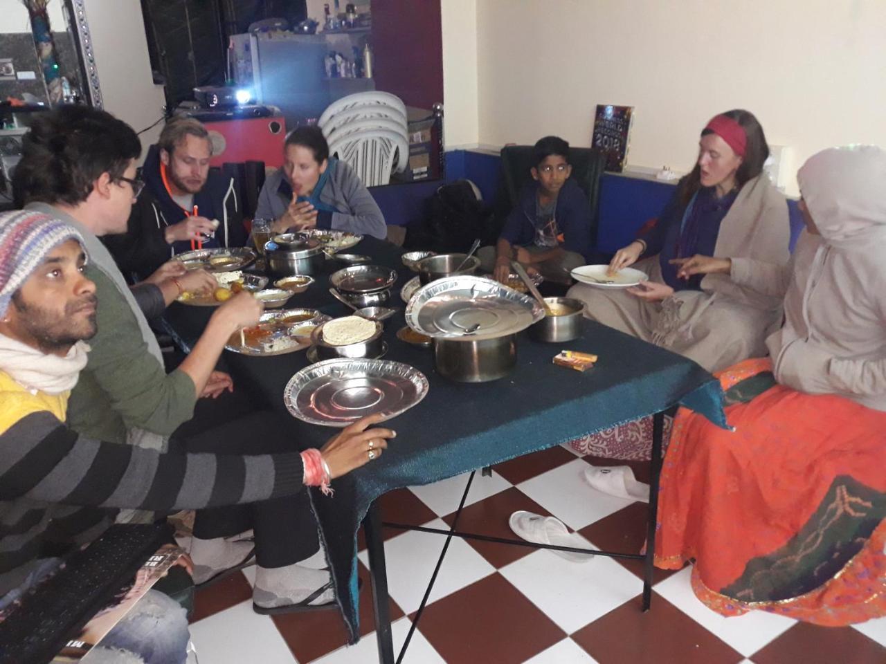 Black Pepper Home Stay أُودايبور المظهر الخارجي الصورة